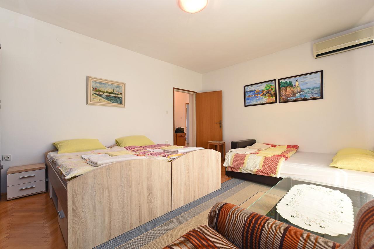 Apartments Josip 74 Pula Bagian luar foto
